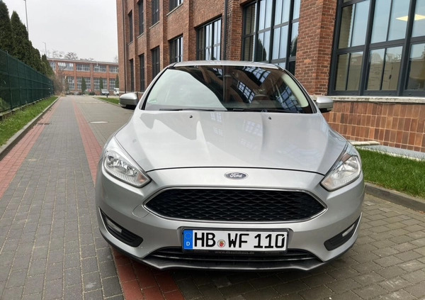 Ford Focus cena 26900 przebieg: 220000, rok produkcji 2017 z Wrocław małe 407
